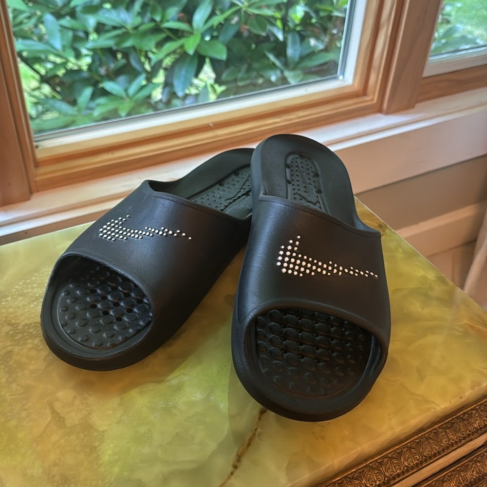 Nike Unisex Black Sandal Slides Victori - Picture 5 of 8